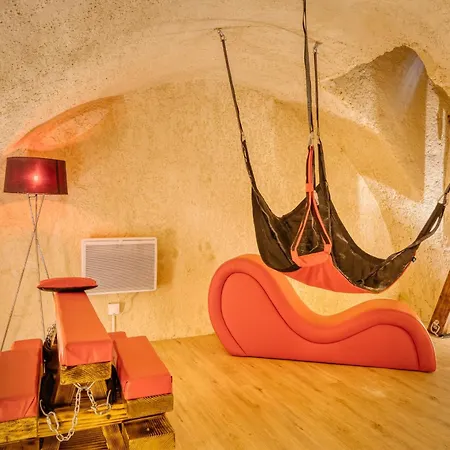 L'antre 1 Le Secret Le Mieux Garde De Руан